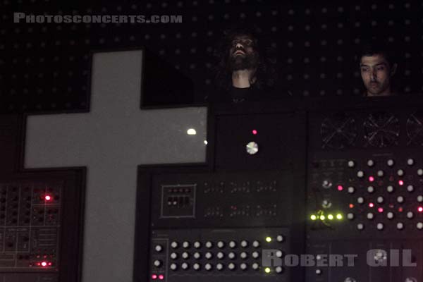 JUSTICE - 2012-02-04 - PARIS - Olympia - 